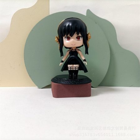 Yor Forger mini figure