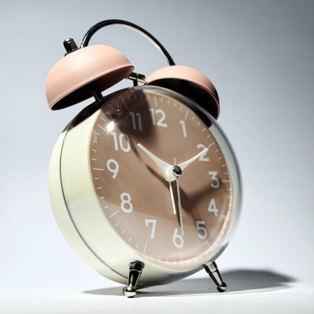 Classic Curved Alarm Clock (Pink)